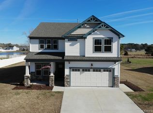 112 Parrish Point Ln, Moyock, NC 27958