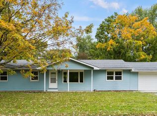 120 Maxine Dr, Ossian, IN 46777