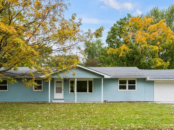 120 Maxine Dr, Ossian, IN 46777