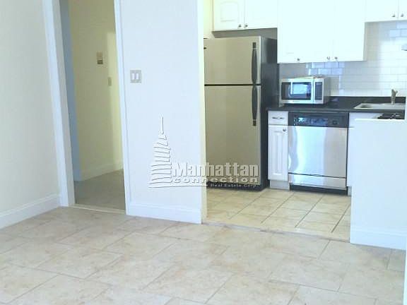 4th image of 100 W 83rd St Frnt 2