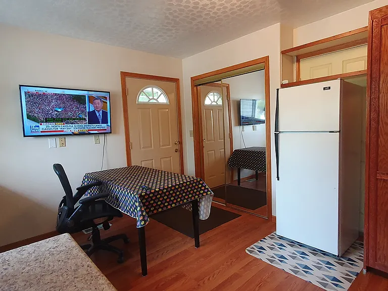 2-11695 SW Greenburg Rd #2 — Photo 15