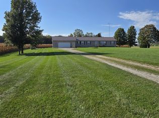 17221 Oak Rd, Argos, IN 46501