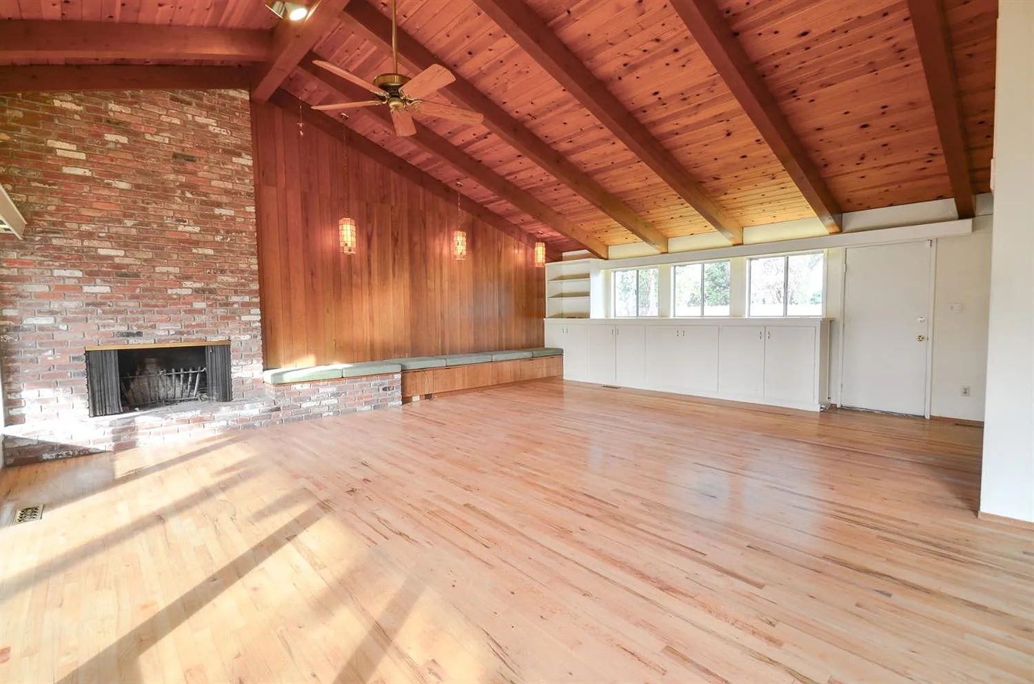 1324 California St photo 1