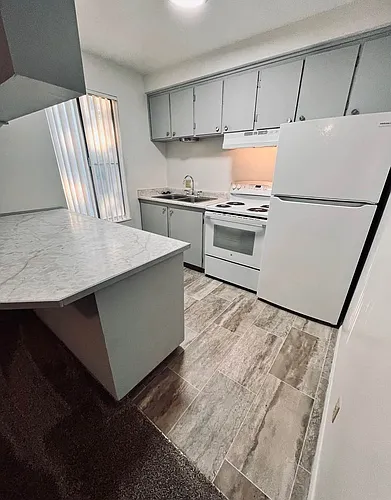 Floor plan Updated 2 bdrm Apartment