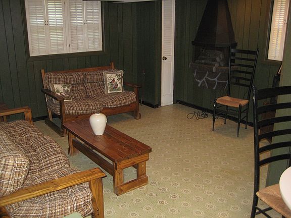 4th image of 1429 Morgan Ave