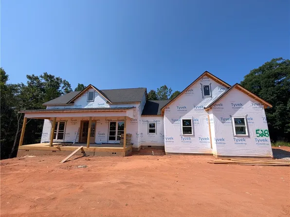 528 Paramount Dr, Seneca, SC 29678