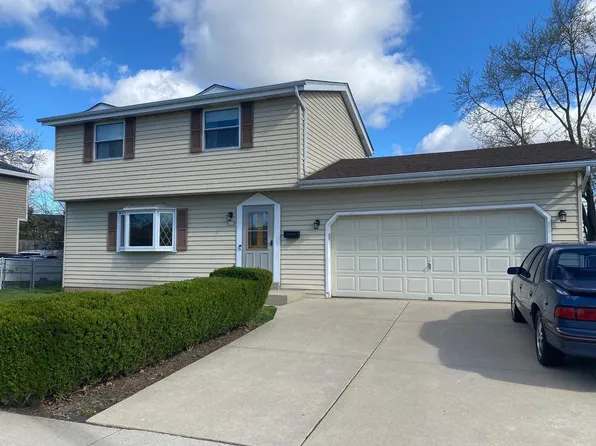 8512 Westbrook DRIVE, Sturtevant, WI 53177
