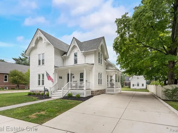 162 W Lafayette St, Romeo, MI 48065