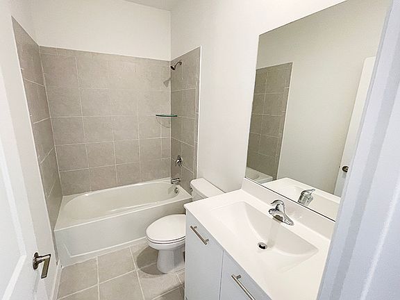 3rd image of 2352 NW 125th St #2352