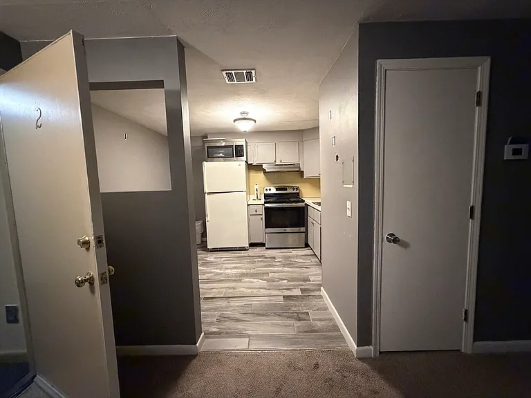 176 Maple Ave #3-2 — Photo 6