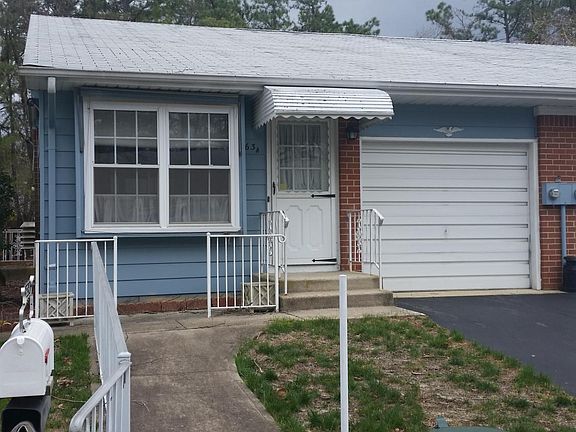 2nd image of 63 Yorktowne Parkway #A