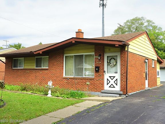 2nd image of 4401 Cheyenne Ave