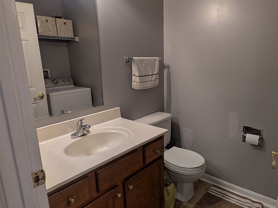 1st image of 13 W Brown St #13