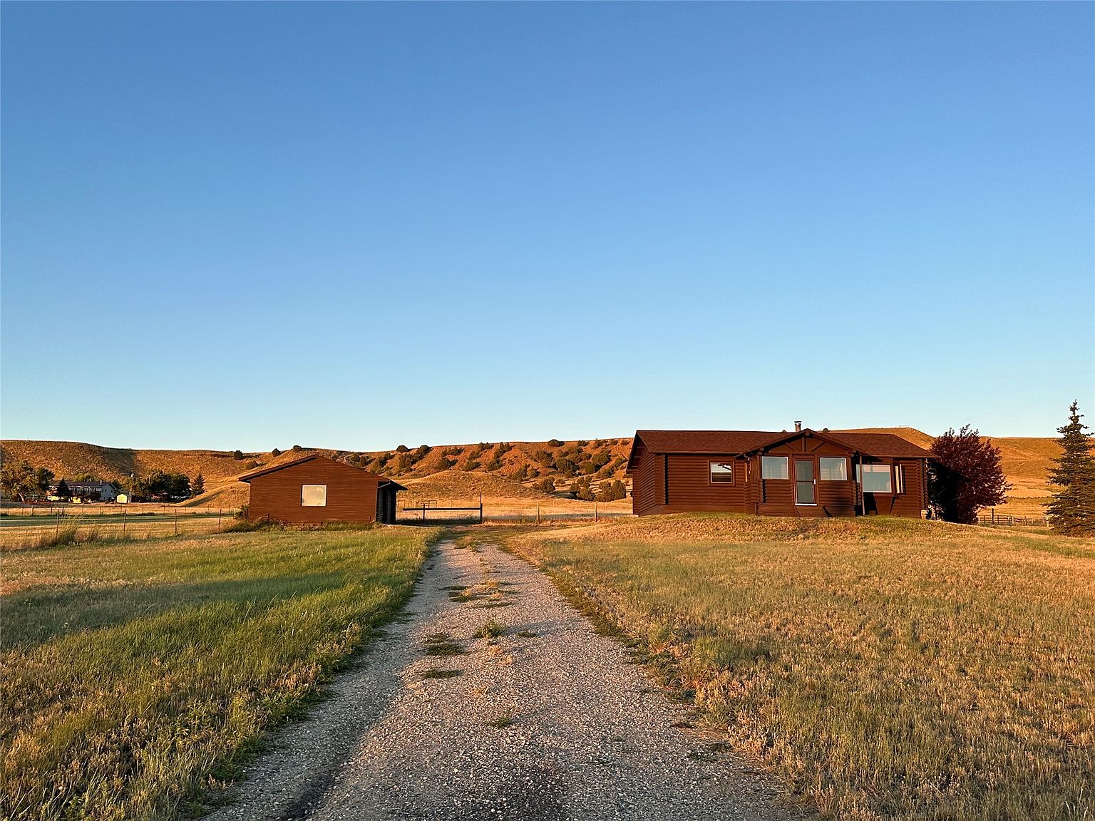 875 Eastside Rd, Deer Lodge, MT 59722 Zillow