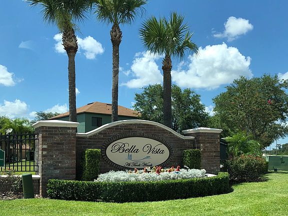 2nd image of 9390 Venezia Plantation Dr