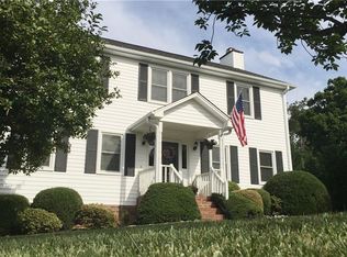 6037 Stone Bluff Dr, Clemmons, NC 27012