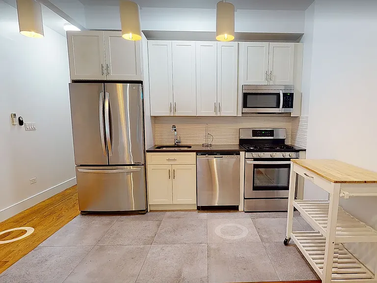 814 Prospect Pl #1F — Photo 1