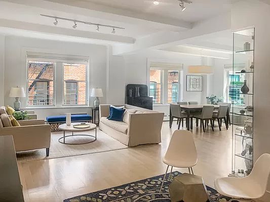1st image of 139 W 82nd St #6B