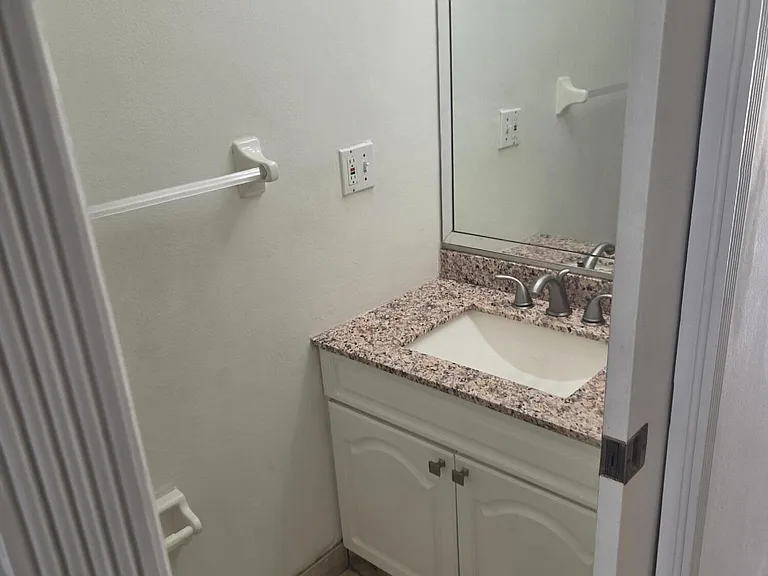 9187 Fontainebleau Blvd #419 — Photo 6