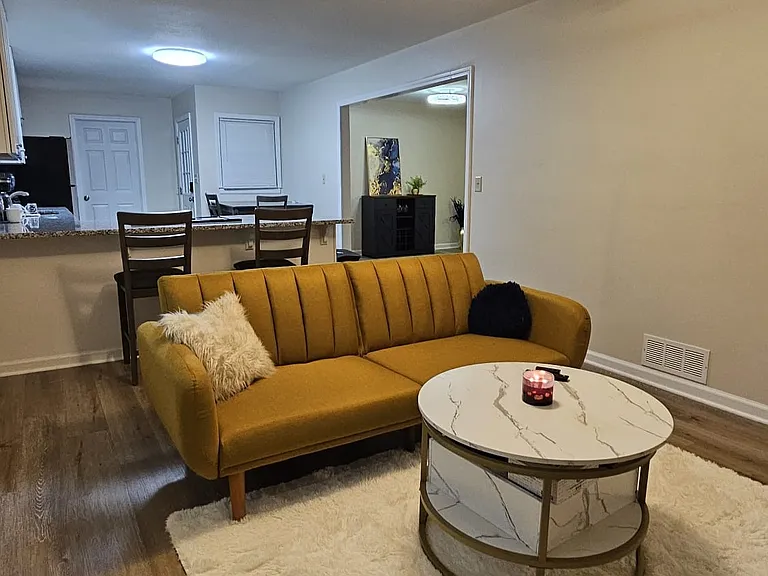 Songwood Dr — Photo 9