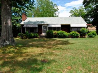 4665 White Rock Rd, Winston Salem, NC 27105