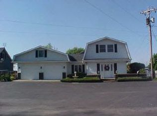 1603 Vfw Dr, Rochester, IN 46975