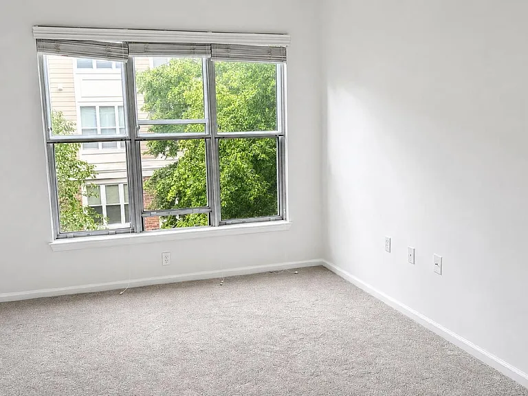 12913 Alton Sq #307 — Photo 9
