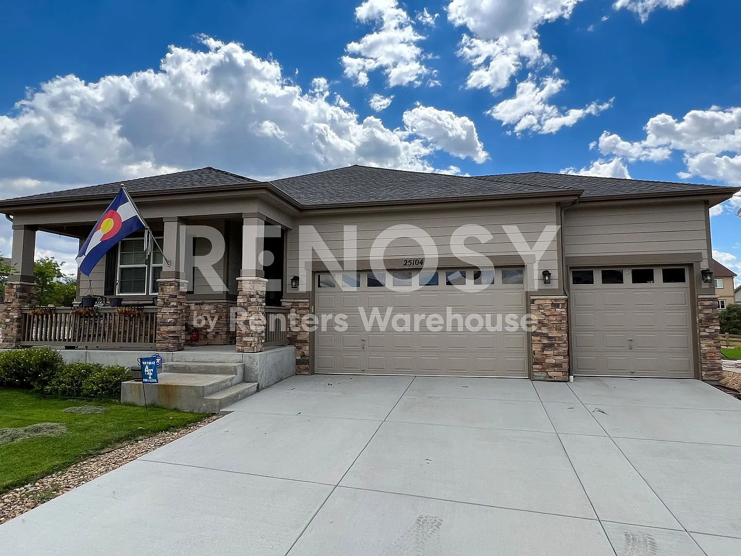 25104 E Pinewood Pl, Aurora - Available Now — Photo 1