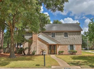 15302 Falling Creek Dr, Houston, TX 77068