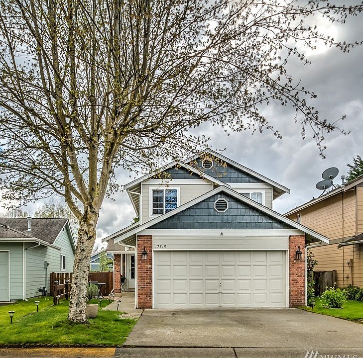 1st image of 17515 27th Ave NE #21