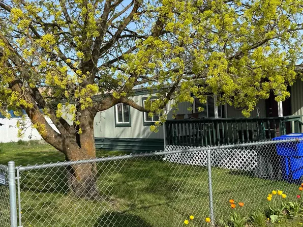 22105 E Wellesley Ave Trailer 1, Otis Orchards, WA 99027