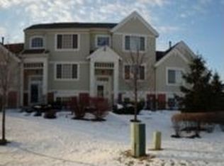 2342 Twilight Dr, Aurora, IL 60503