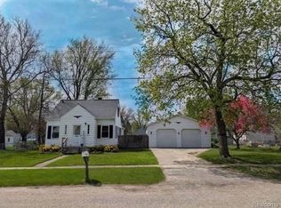 2326 Southampton Ave, Flint, MI 48507