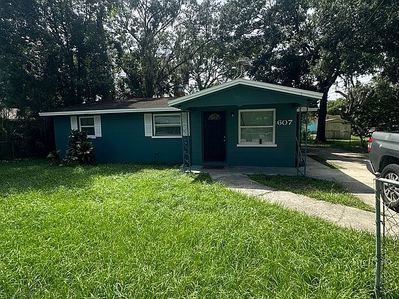 3rd image of 607 S Grady Ave