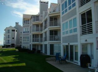 1957 Yacht Port Beach Rd APT J, Port Clinton, OH 43452