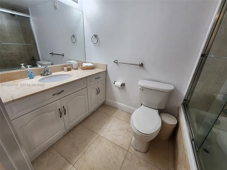 1200 Brickell Bay Dr #1510 — Photo 9