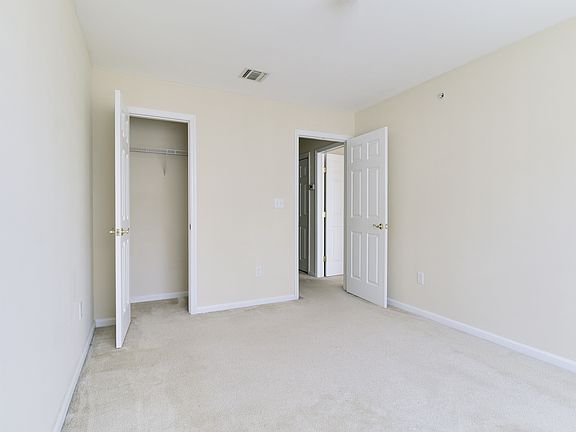 4th image of 177 Sea Grass Ln #A
