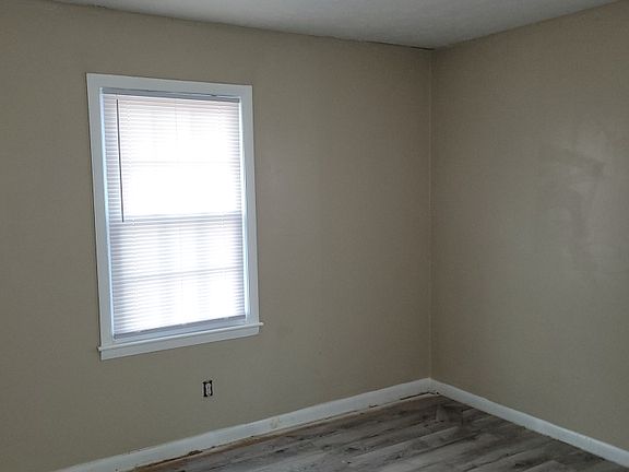 5th image of 6487 Portsmouth Dr