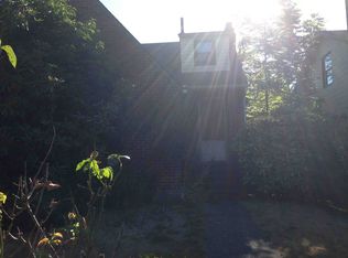 5214 35th Ave NE, Seattle, WA 98105