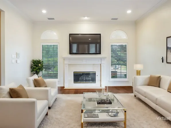 5606 Preston Fairways Dr, Dallas, TX 75252