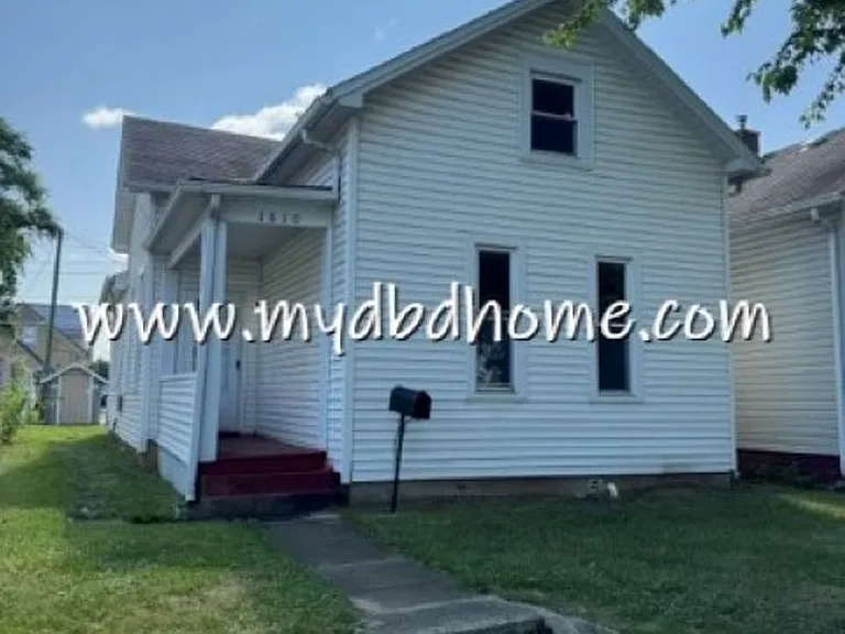 1610 Cass St — Photo 1