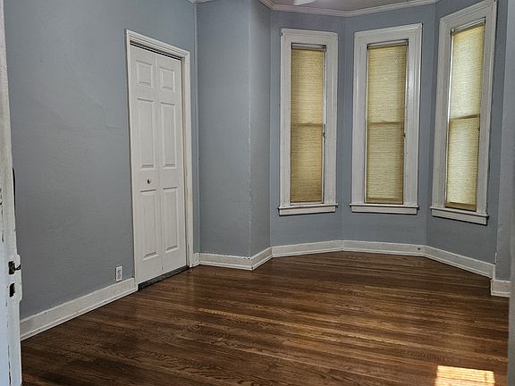 5th image of 69 Cornell St #1