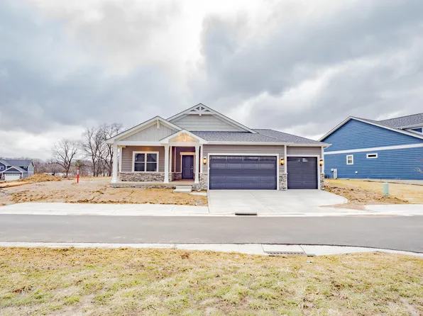 3105 Forestside Ln, Valparaiso, IN 46385