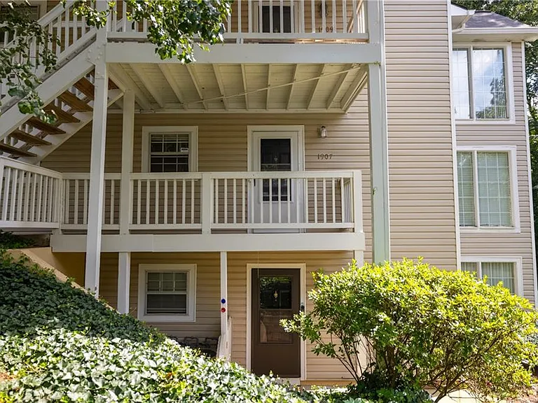 1907 Countryside Pl SE — Photo 14