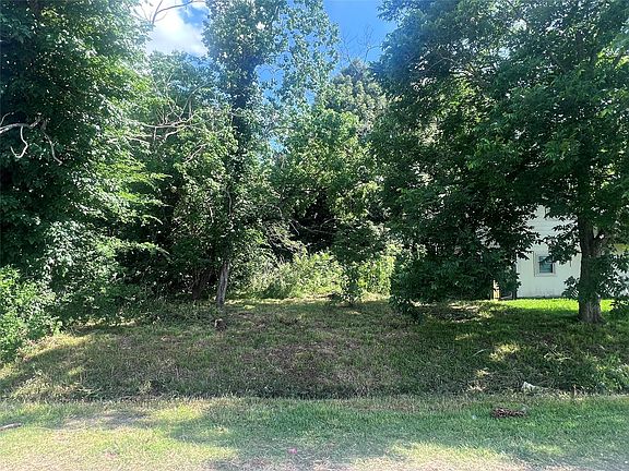 2nd image of 0 Tavenor Ln