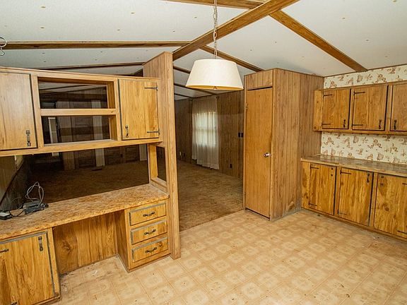 5th image of 13672 S 134th St