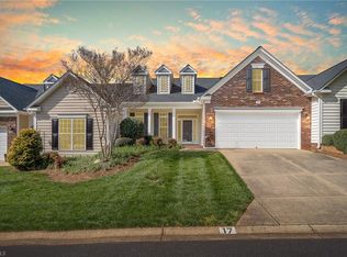 17 Wheelwright Ct, Greensboro, NC 27455