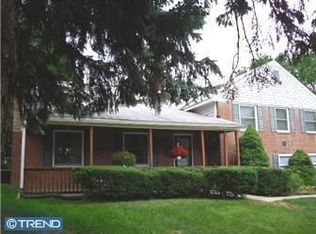 1465 Anthony Wayne Dr, Wayne, PA 19087