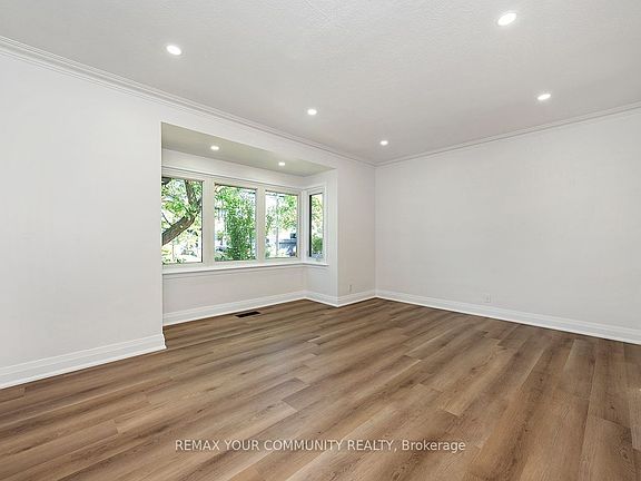 5th image of 91 McGillivray Ave