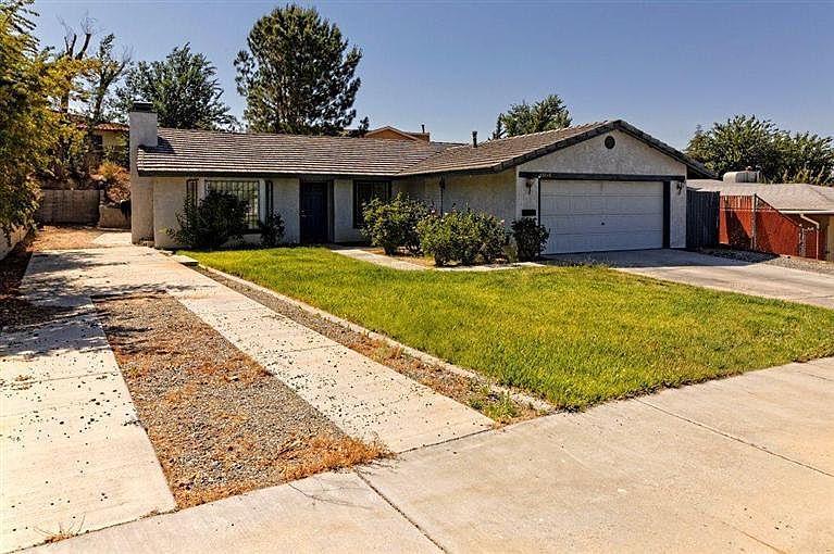 1st image of 13848 Woodbine Dr